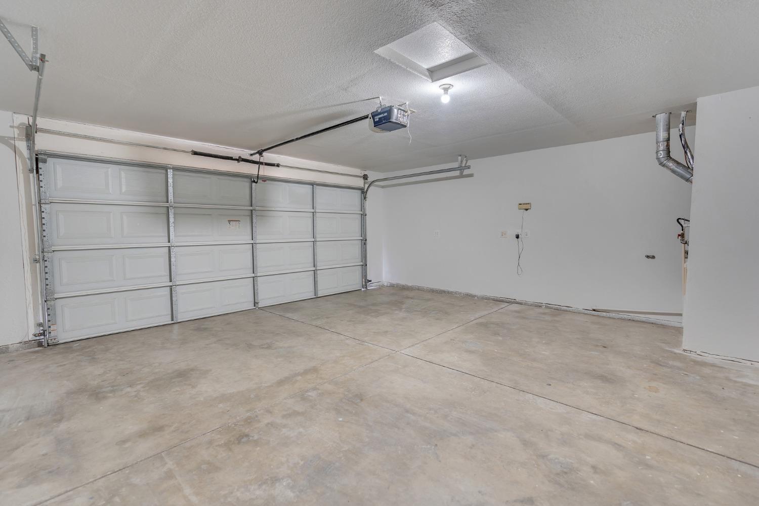 Detail Gallery Image 33 of 60 For 2267 Imperial Dr, Los Banos,  CA 93635 - 3 Beds | 2 Baths