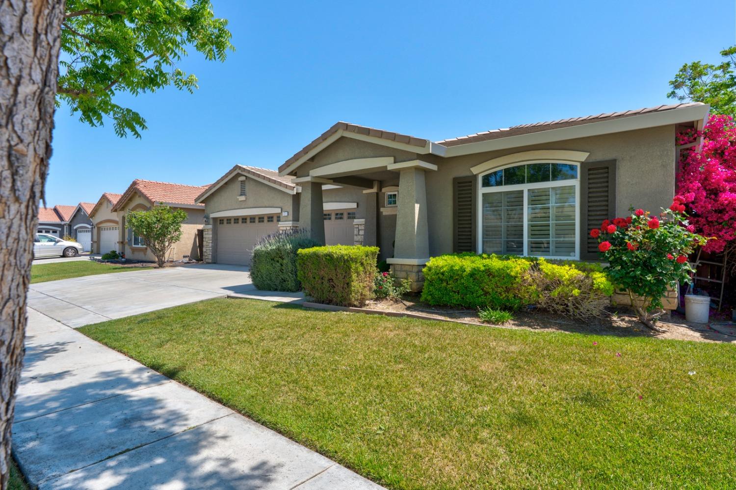 Pisa Street, Los Banos, California image 4