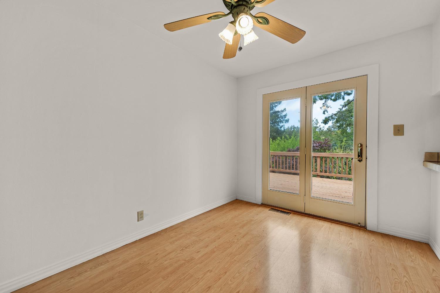 Detail Gallery Image 31 of 43 For 4436 Stanford Ave, Castro Valley,  CA 94546 - 3 Beds | 1 Baths