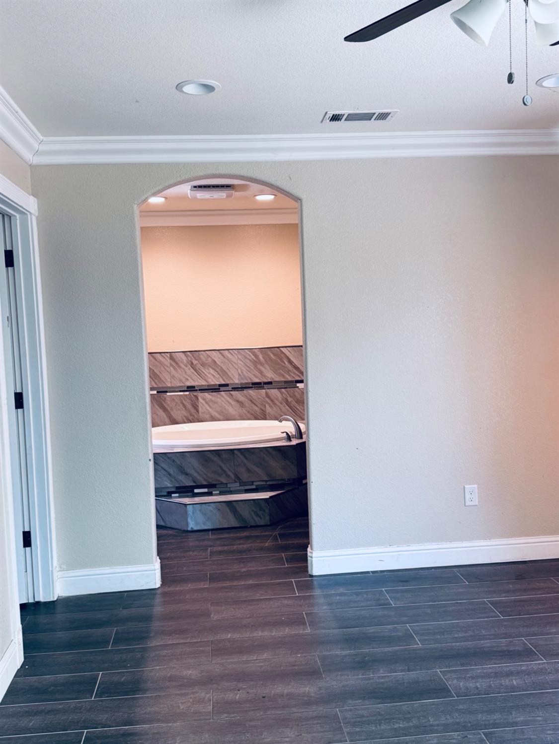 Detail Gallery Image 20 of 25 For 172 N Patton Ave, Stockton,  CA 95215 - 3 Beds | 2 Baths