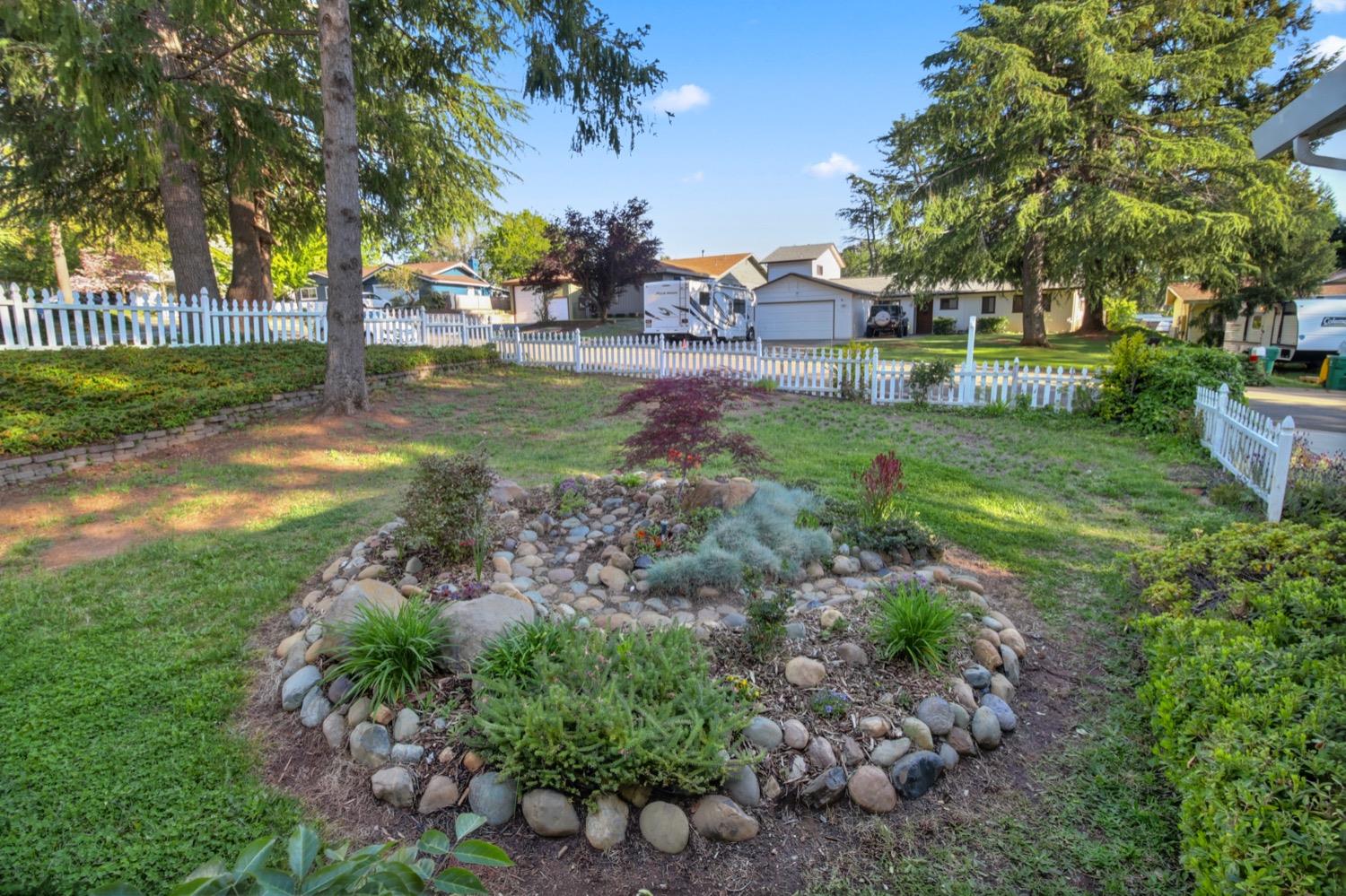 Camino Heights Drive, Camino, California image 40