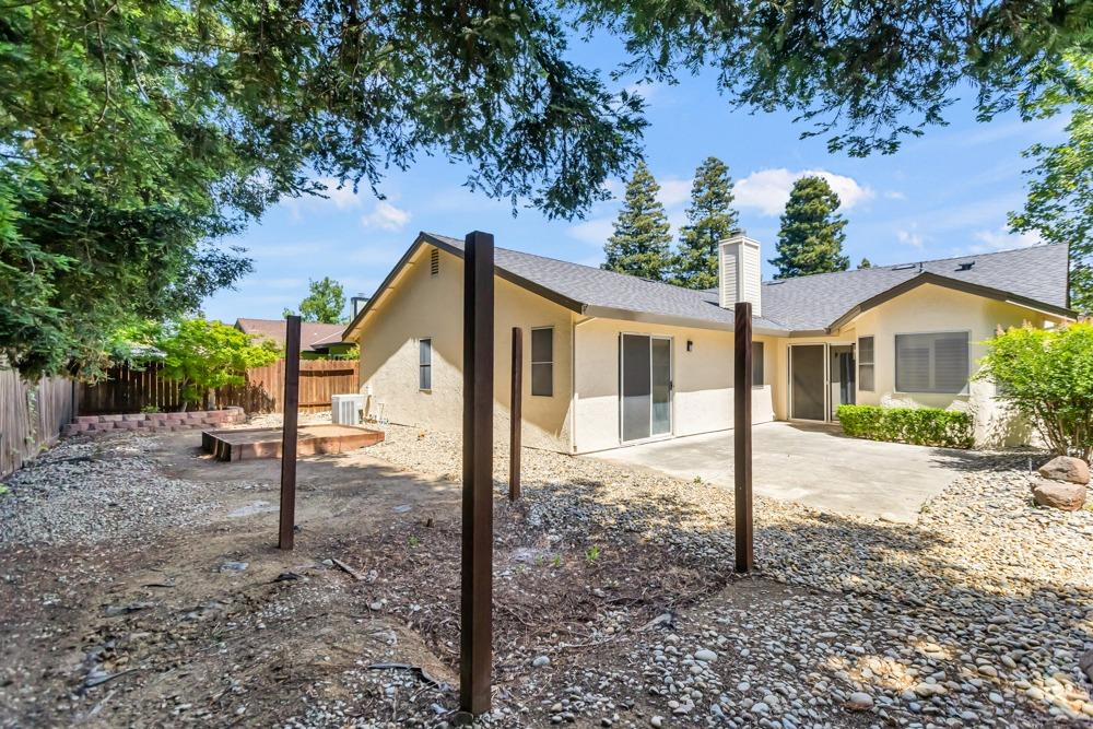 Laguna Villa Way, Elk Grove, California image 35