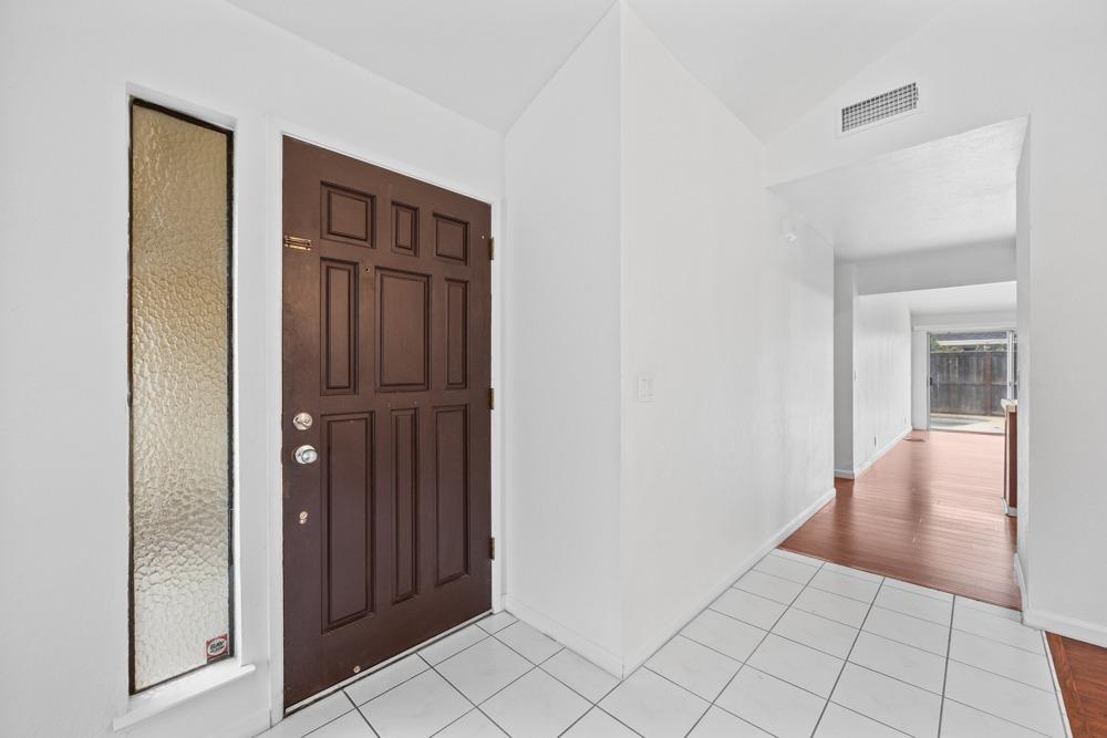 Park Place Drive, Carmichael, California image 6