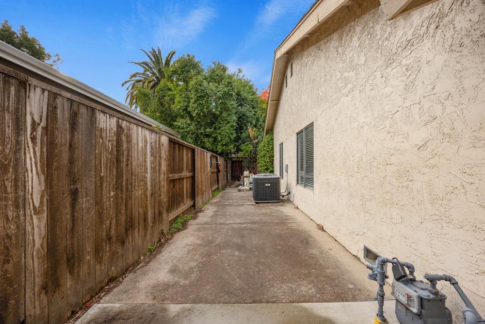 Park Place Drive, Carmichael, California image 45