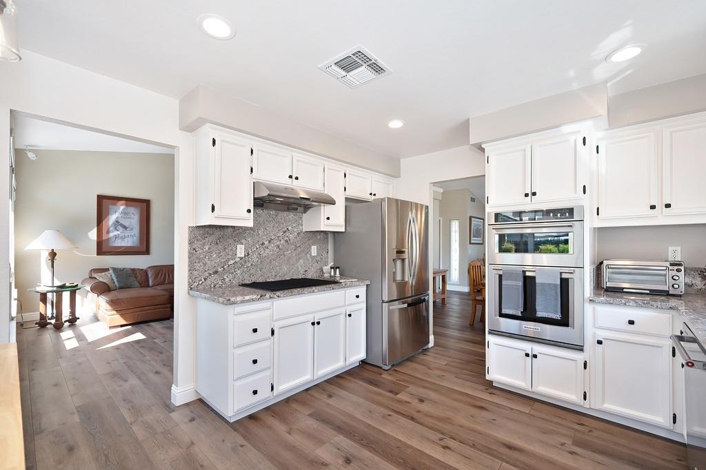 Detail Gallery Image 14 of 39 For 7316 Leyenda Ct, Rancho Murieta,  CA 95683 - 3 Beds | 2 Baths