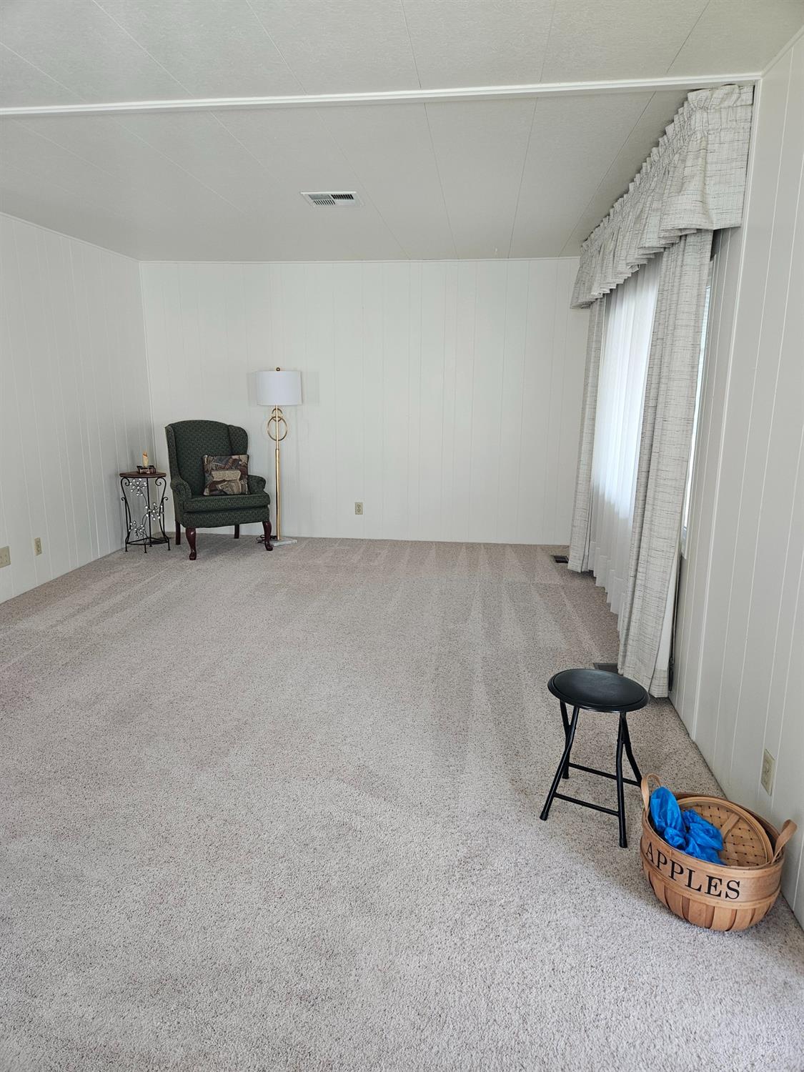Detail Gallery Image 10 of 31 For 1608 Spruce Ct, Auburn,  CA 95603 - 2 Beds | 2 Baths