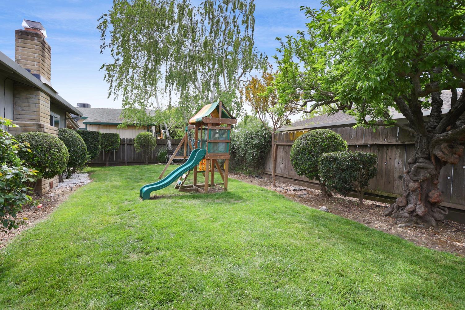 Detail Gallery Image 26 of 29 For 8039 Colonial Dr, Stockton,  CA 95209 - 3 Beds | 2 Baths