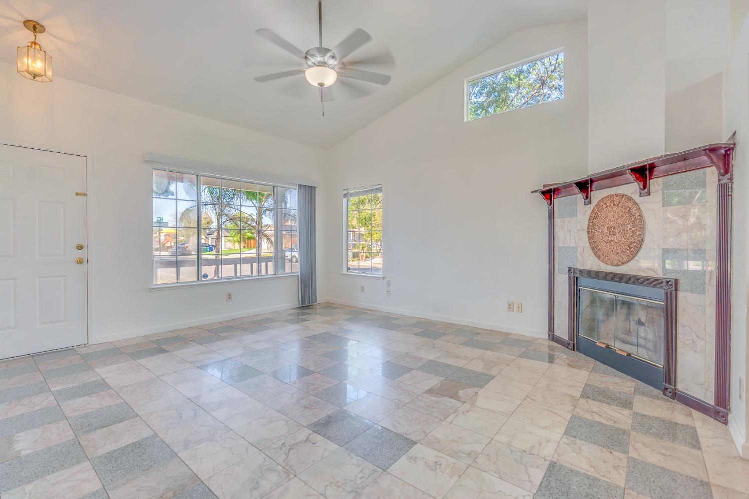 Detail Gallery Image 21 of 60 For 2267 Imperial Dr, Los Banos,  CA 93635 - 3 Beds | 2 Baths