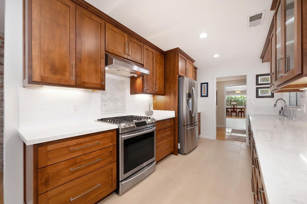 Detail Gallery Image 31 of 67 For 3413 Chenu Ave, Sacramento,  CA 95821 - 3 Beds | 2 Baths