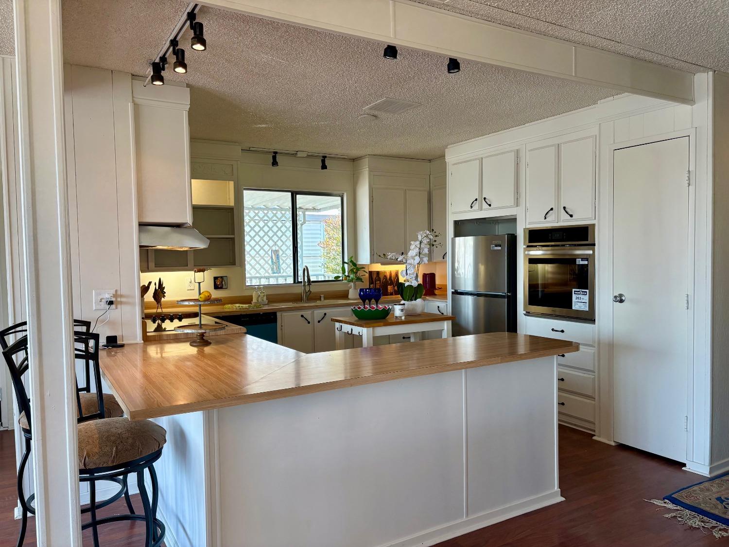 Detail Gallery Image 13 of 26 For 4319 Oakwood St, Rocklin,  CA 95677 - 2 Beds | 2 Baths