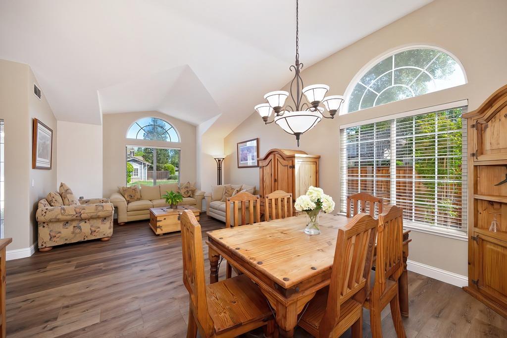 Detail Gallery Image 8 of 39 For 7316 Leyenda Ct, Rancho Murieta,  CA 95683 - 3 Beds | 2 Baths
