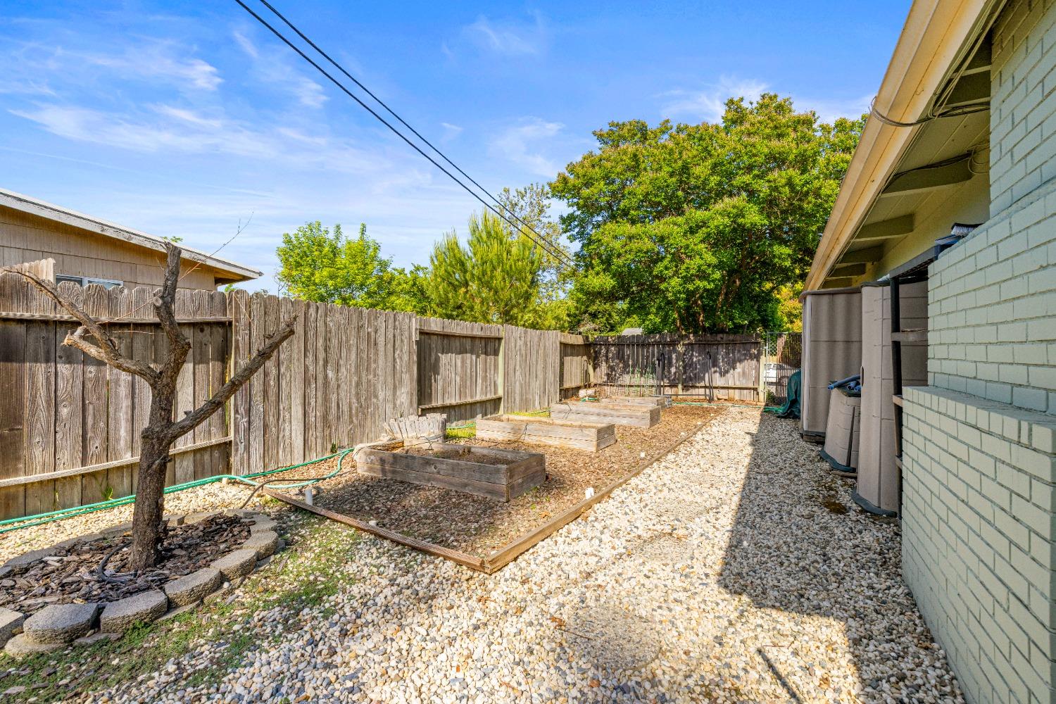 Detail Gallery Image 47 of 49 For 3701 Chamberlain Way, Carmichael,  CA 95608 - 3 Beds | 1/1 Baths