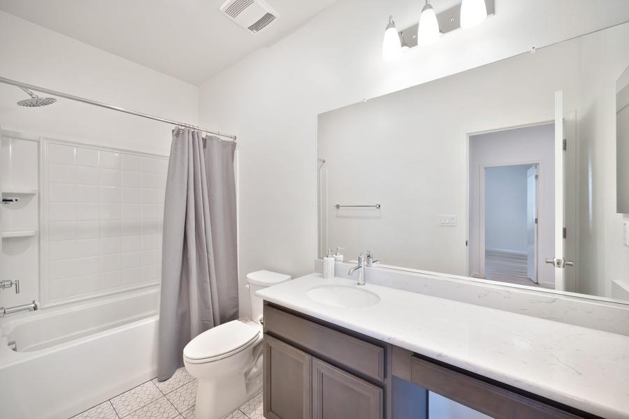 Bartlett Way, Roseville, California image 32
