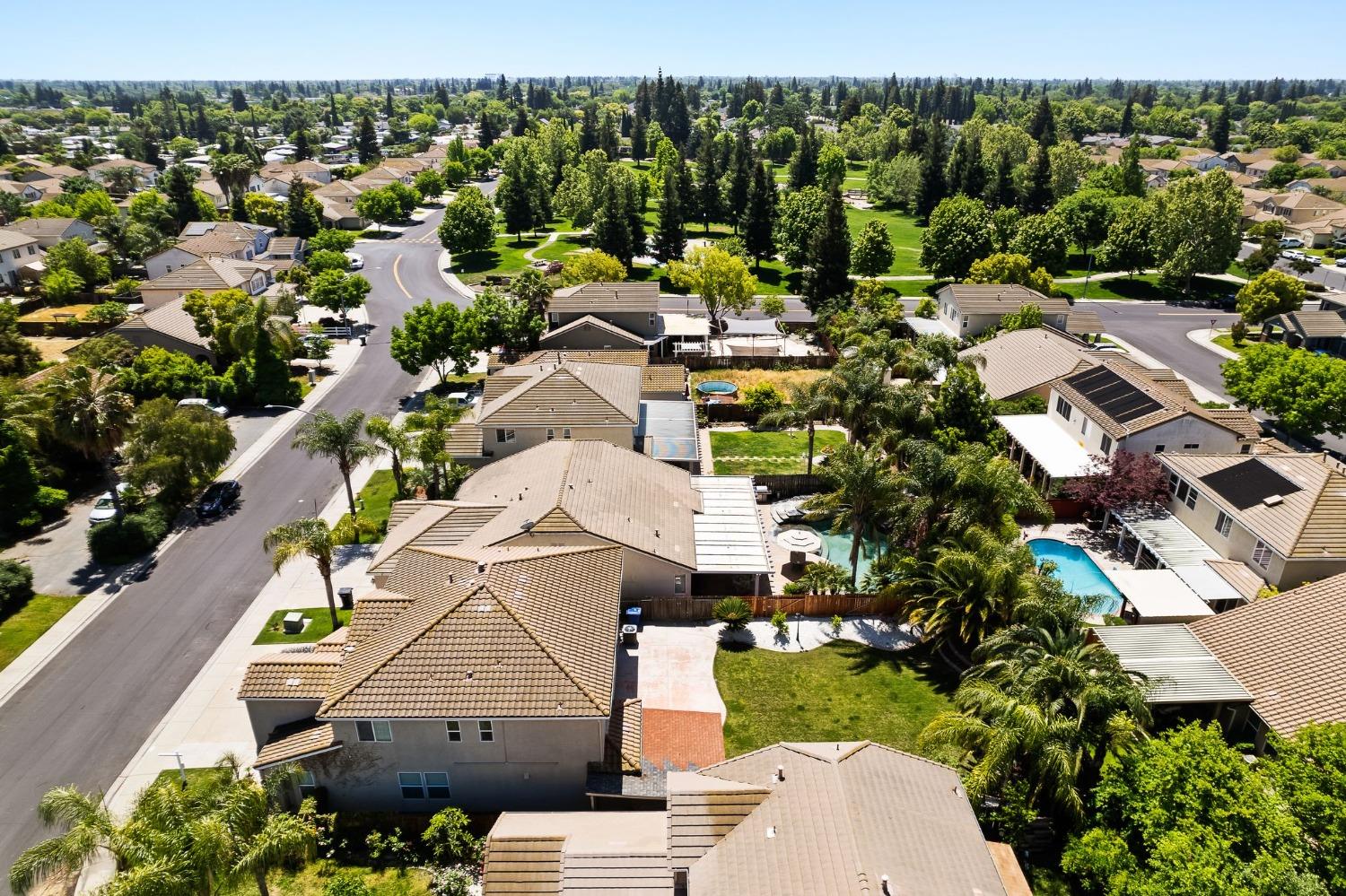 Drakeshire Court, Modesto, California image 47