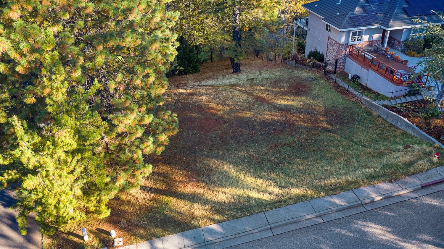 Sierra Blanca Court, Grass Valley, California image 5