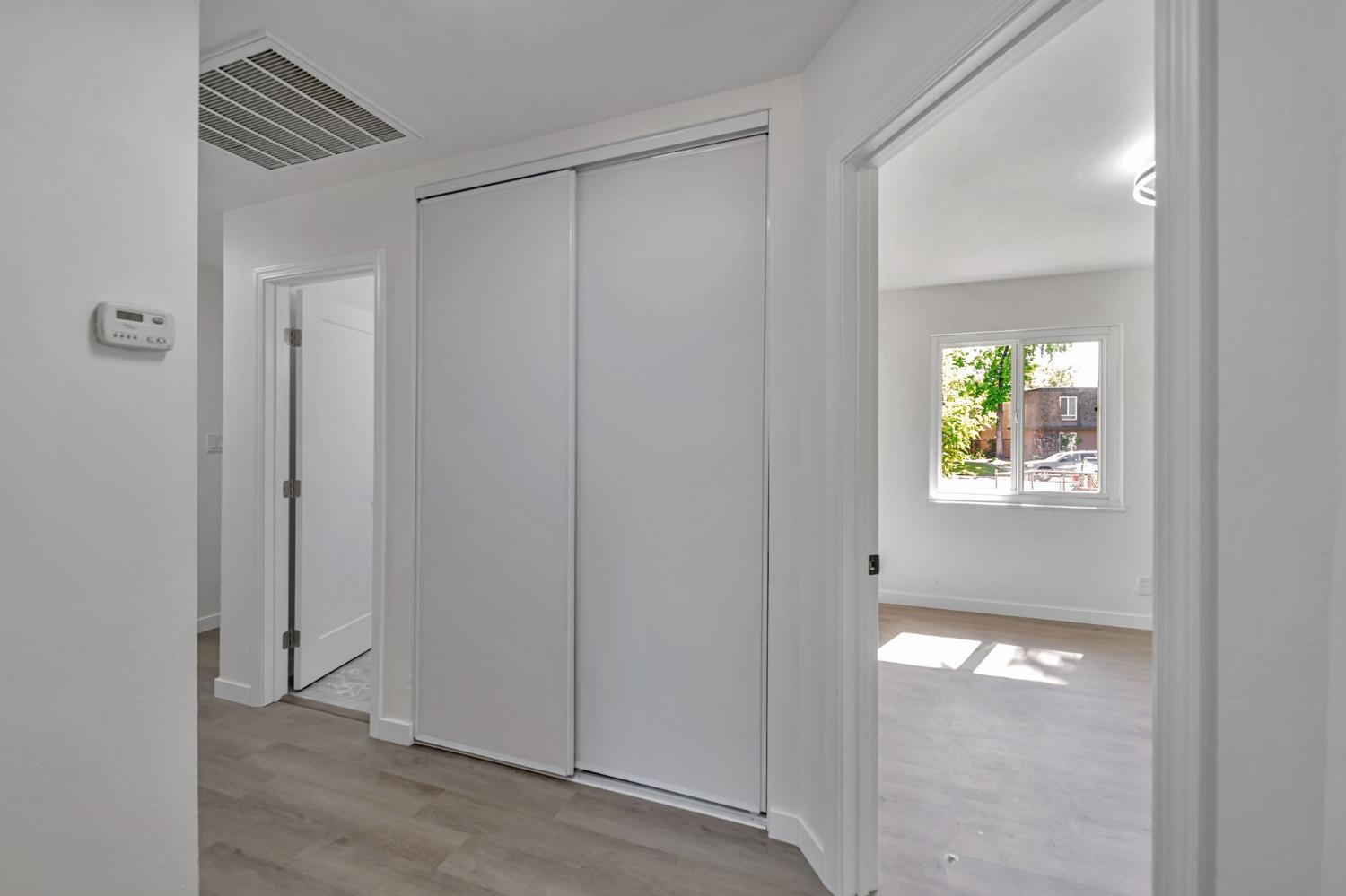 Laurelhurst Drive, Rancho Cordova, California image 17