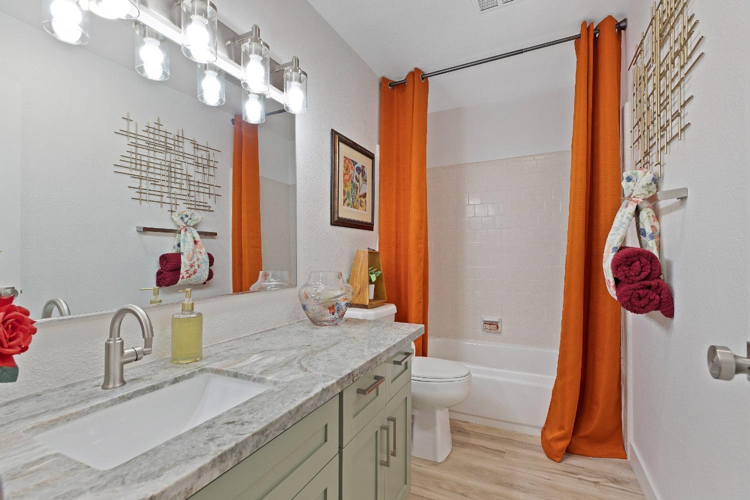 Detail Gallery Image 25 of 38 For 1221 Jill Ln, Modesto,  CA 95355 - 3 Beds | 2 Baths