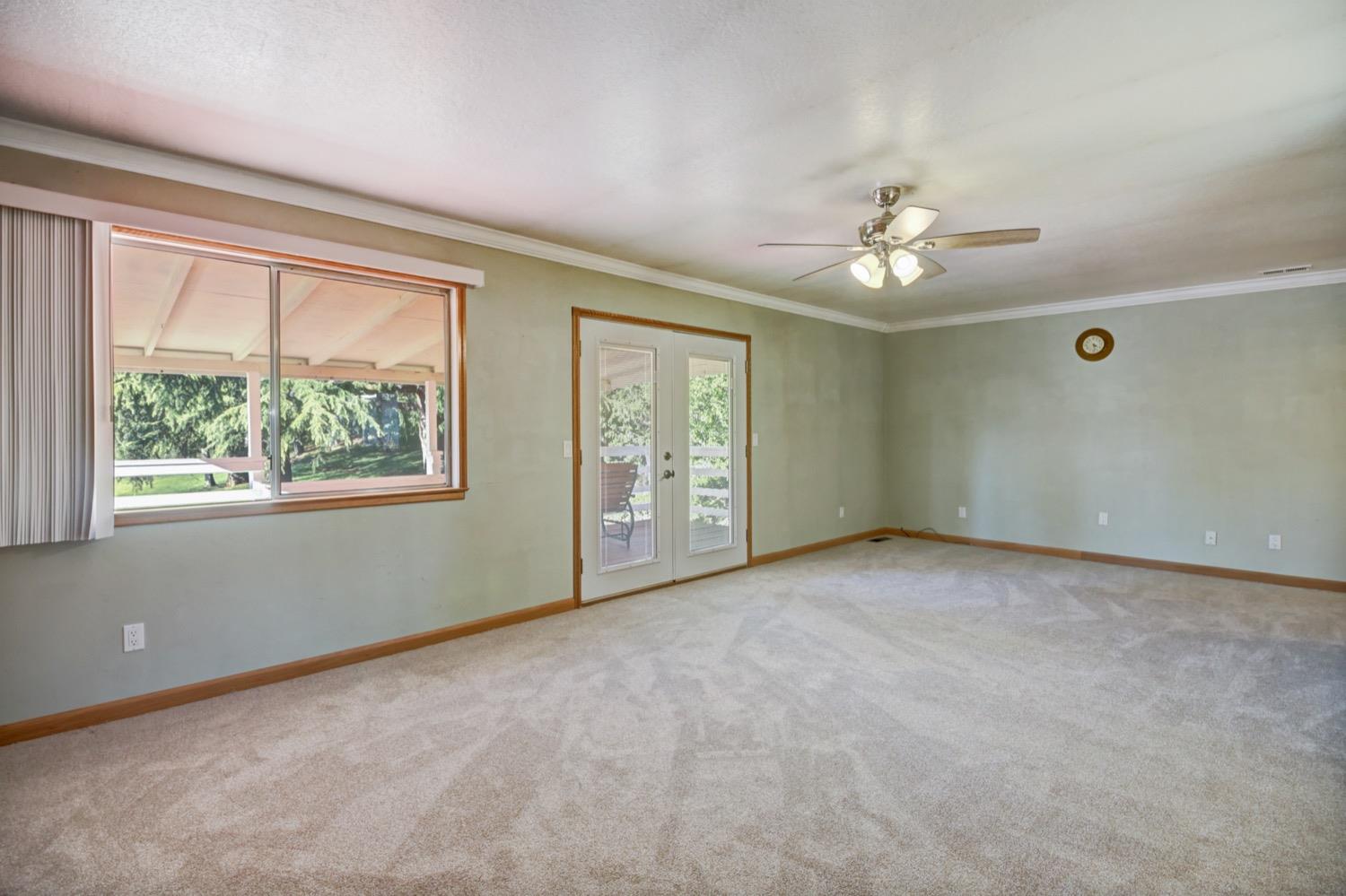 Camino Heights Drive, Camino, California image 9