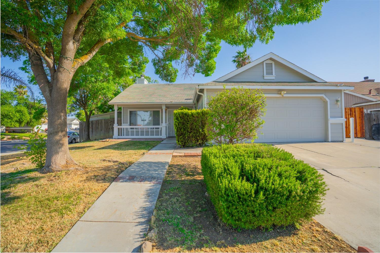 Detail Gallery Image 6 of 60 For 2267 Imperial Dr, Los Banos,  CA 93635 - 3 Beds | 2 Baths