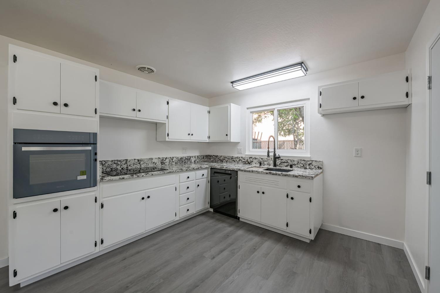 Laurelhurst Drive, Rancho Cordova, California image 11