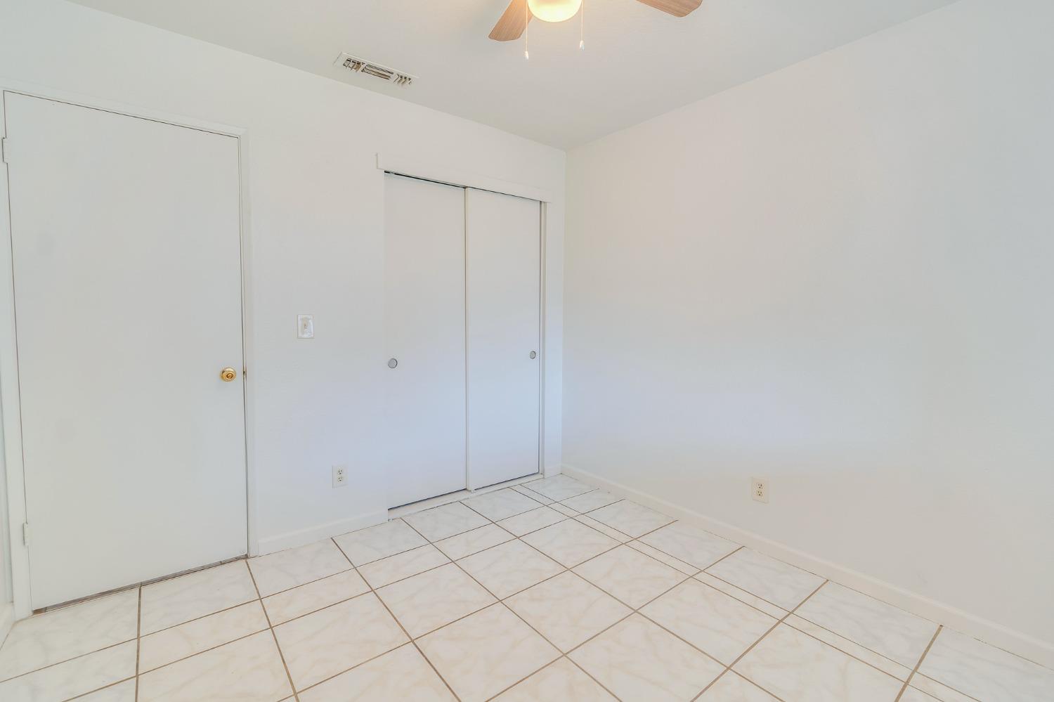 Detail Gallery Image 38 of 60 For 2267 Imperial Dr, Los Banos,  CA 93635 - 3 Beds | 2 Baths