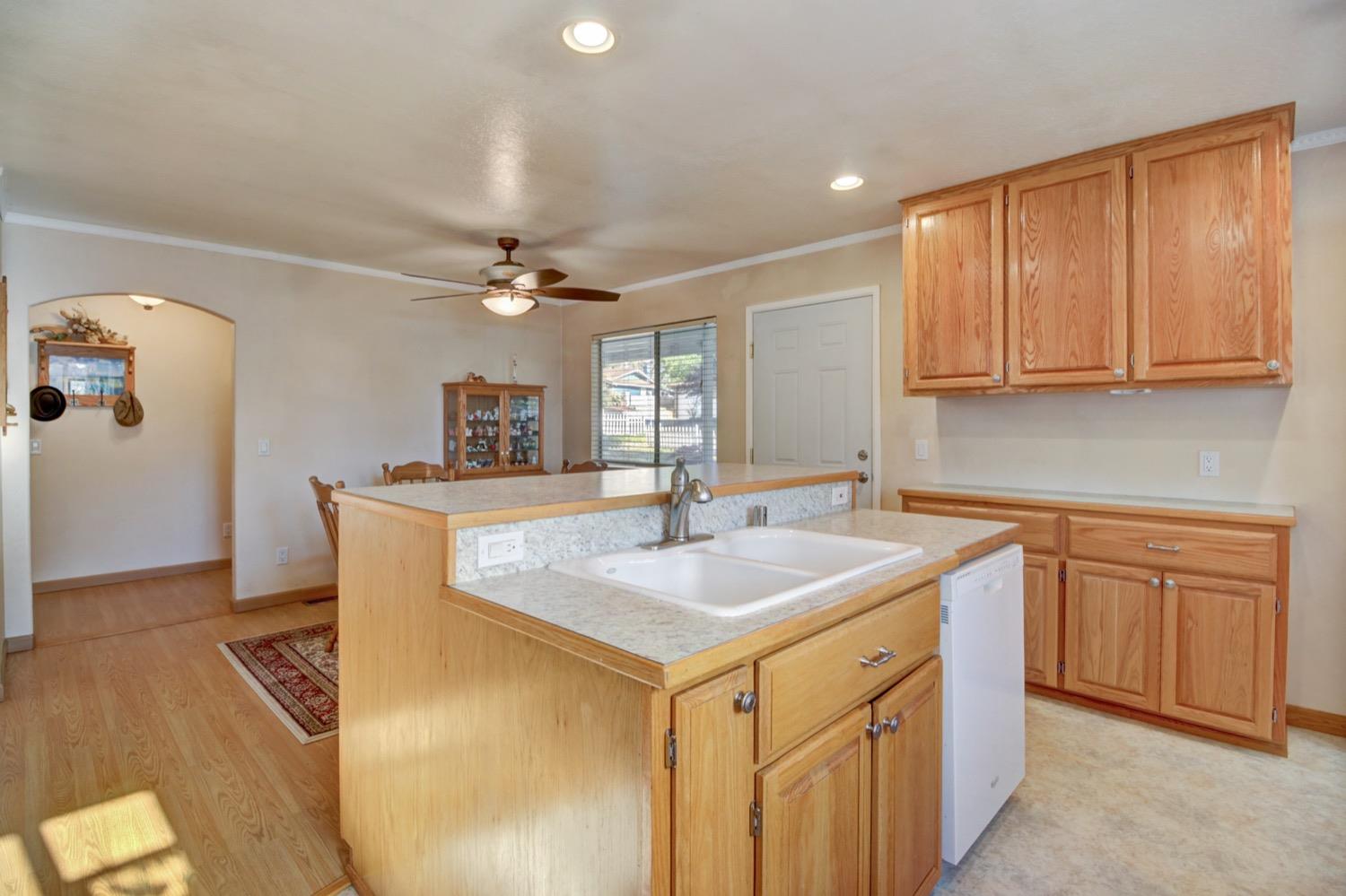 Camino Heights Drive, Camino, California image 17