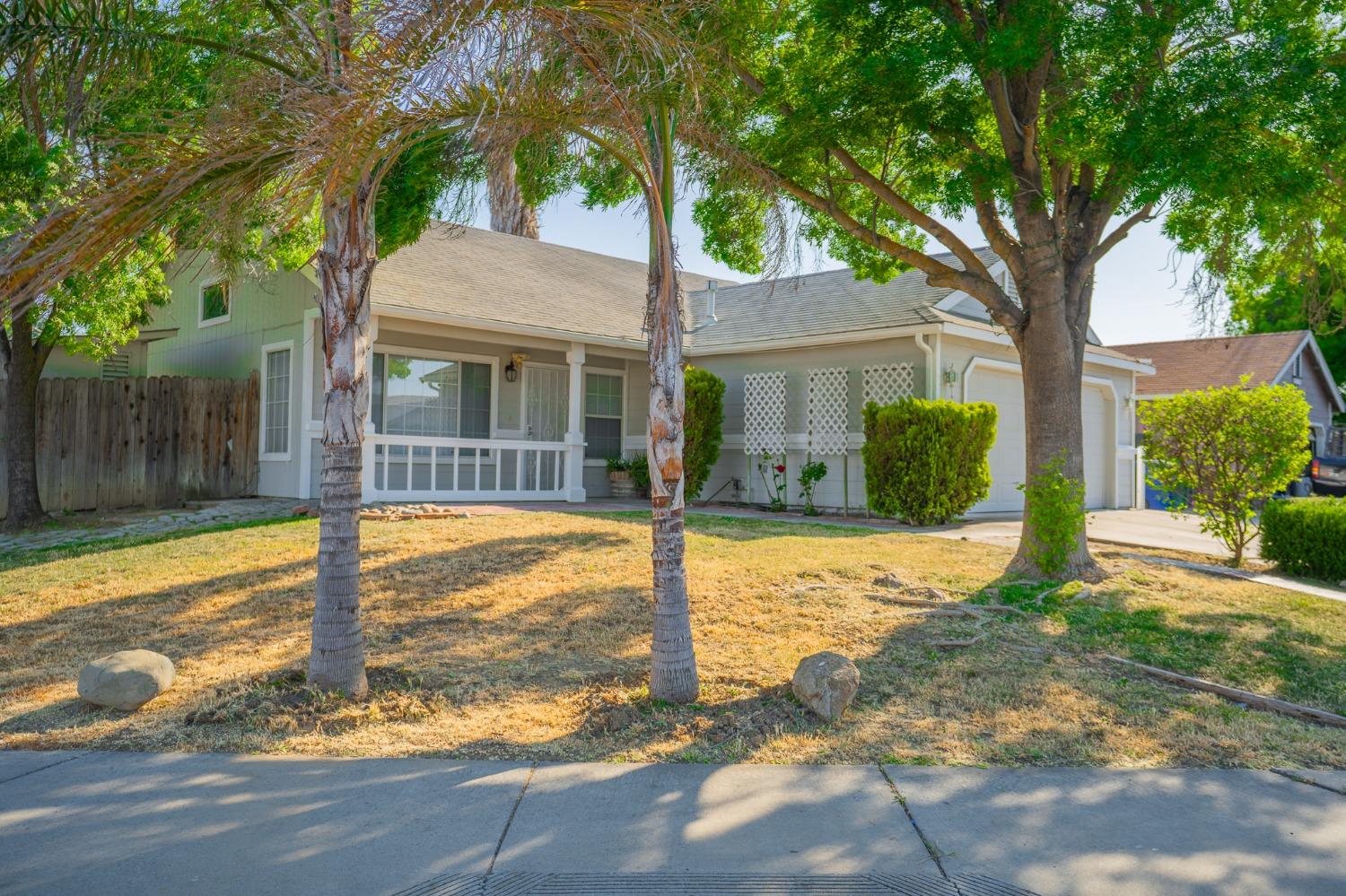 Detail Gallery Image 10 of 60 For 2267 Imperial Dr, Los Banos,  CA 93635 - 3 Beds | 2 Baths
