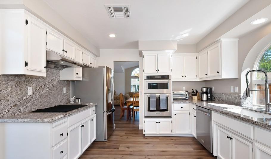 Detail Gallery Image 15 of 39 For 7316 Leyenda Ct, Rancho Murieta,  CA 95683 - 3 Beds | 2 Baths