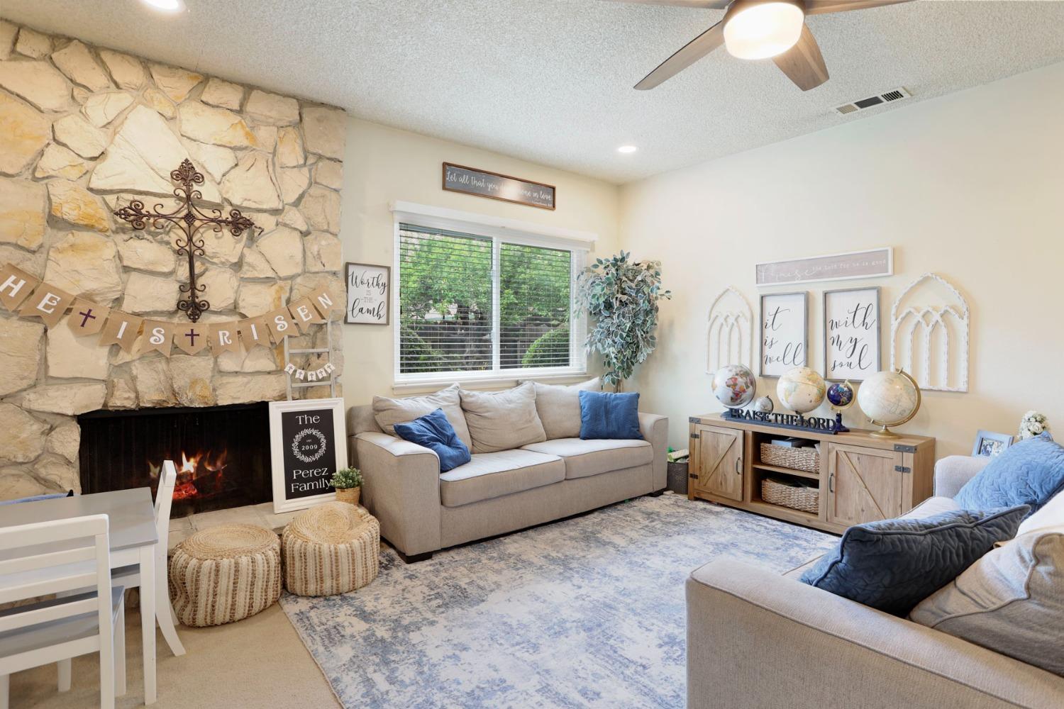 Detail Gallery Image 15 of 29 For 8039 Colonial Dr, Stockton,  CA 95209 - 3 Beds | 2 Baths