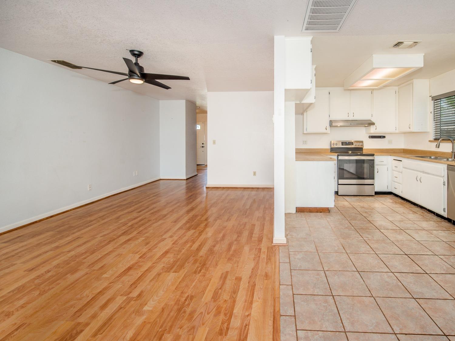 Detail Gallery Image 17 of 58 For 148 Glacier St, Woodland,  CA 95695 - 3 Beds | 2 Baths