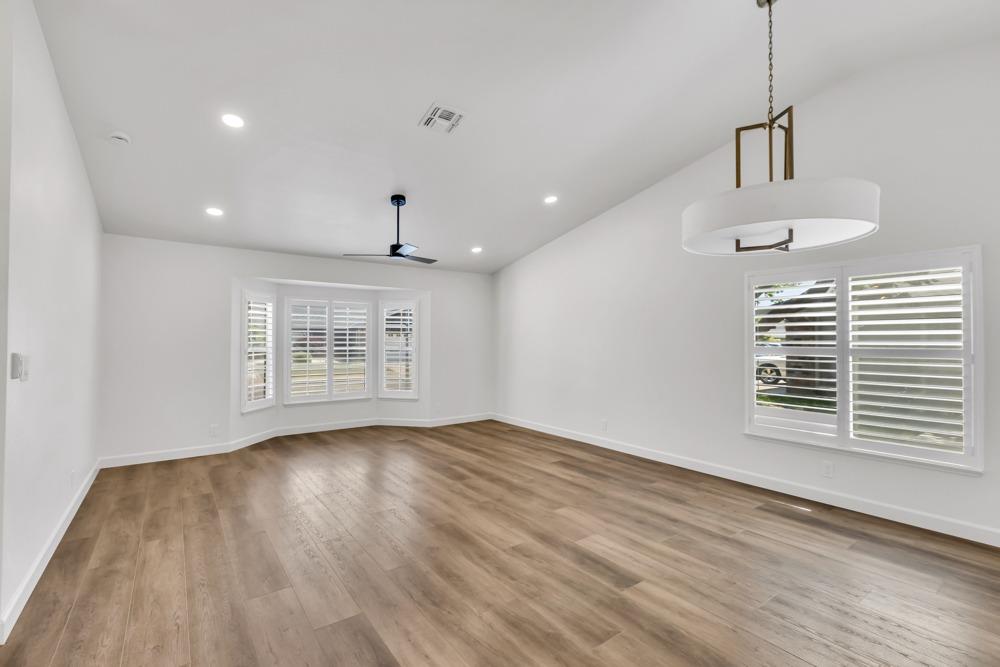 Laguna Villa Way, Elk Grove, California image 7