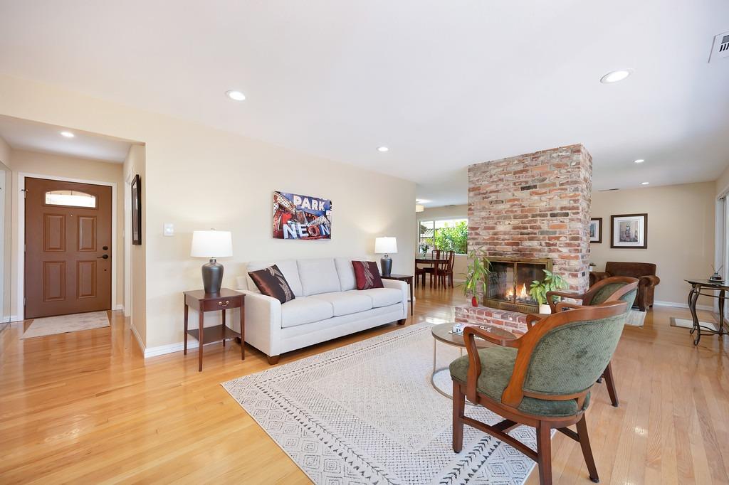 Detail Gallery Image 18 of 67 For 3413 Chenu Ave, Sacramento,  CA 95821 - 3 Beds | 2 Baths
