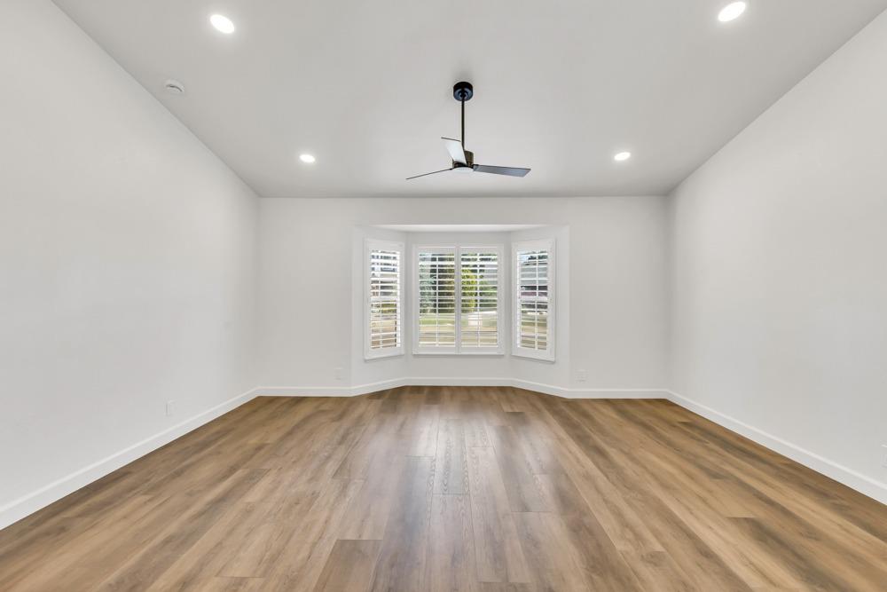 Laguna Villa Way, Elk Grove, California image 9
