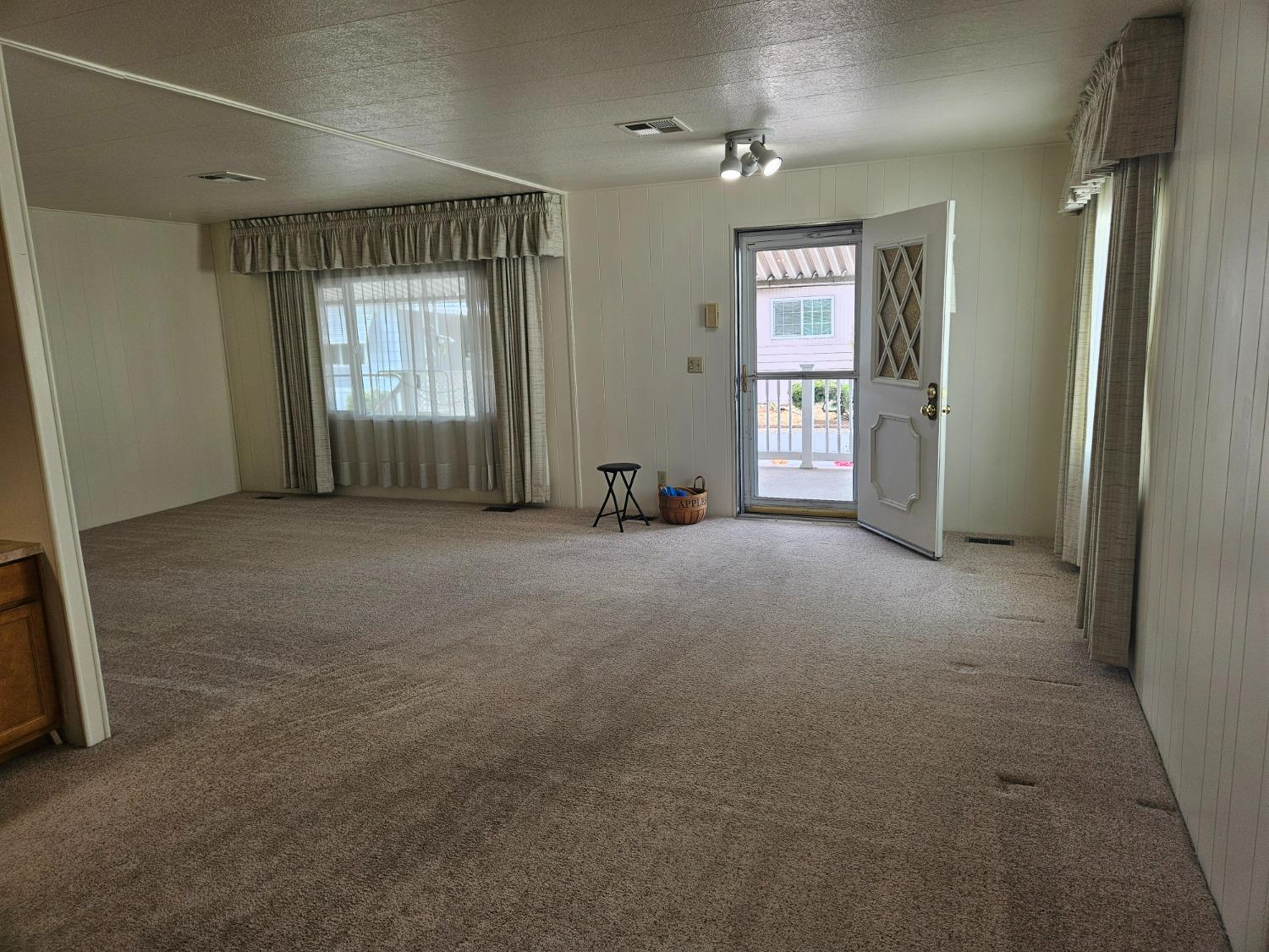 Detail Gallery Image 13 of 31 For 1608 Spruce Ct, Auburn,  CA 95603 - 2 Beds | 2 Baths