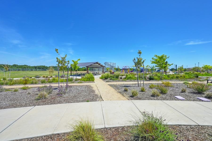 Bartlett Way, Roseville, California image 47