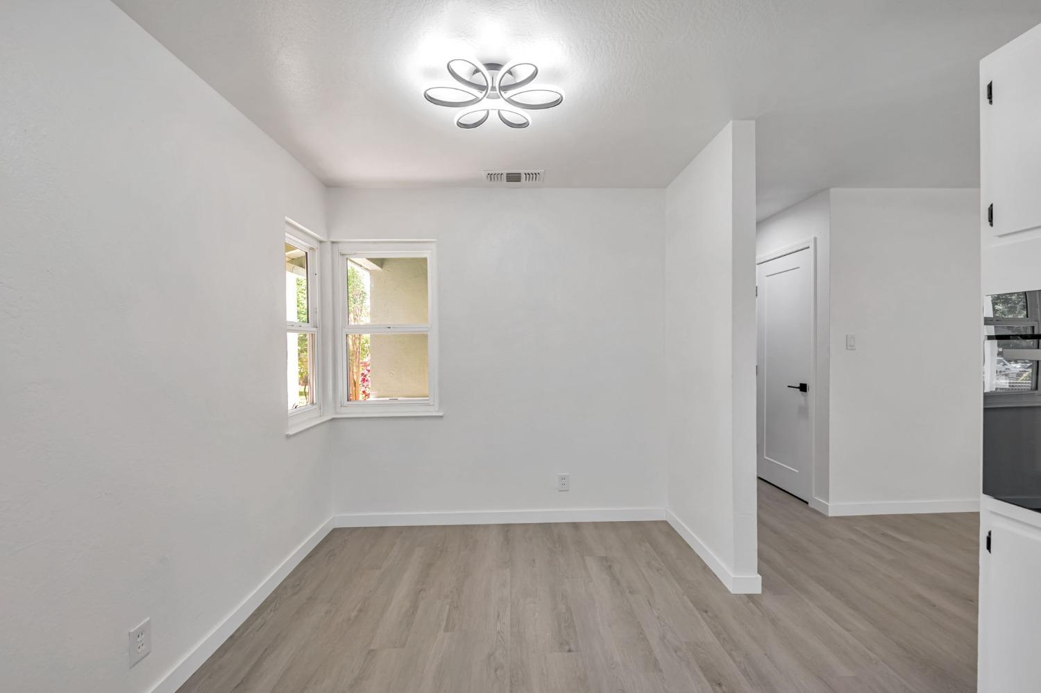 Laurelhurst Drive, Rancho Cordova, California image 16