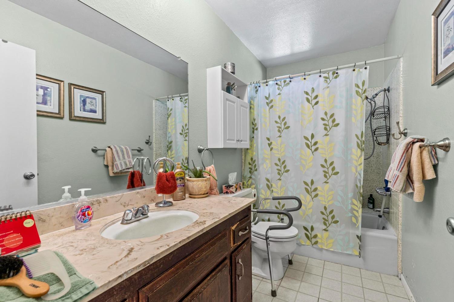 Ramsey Way, Chico, California image 22