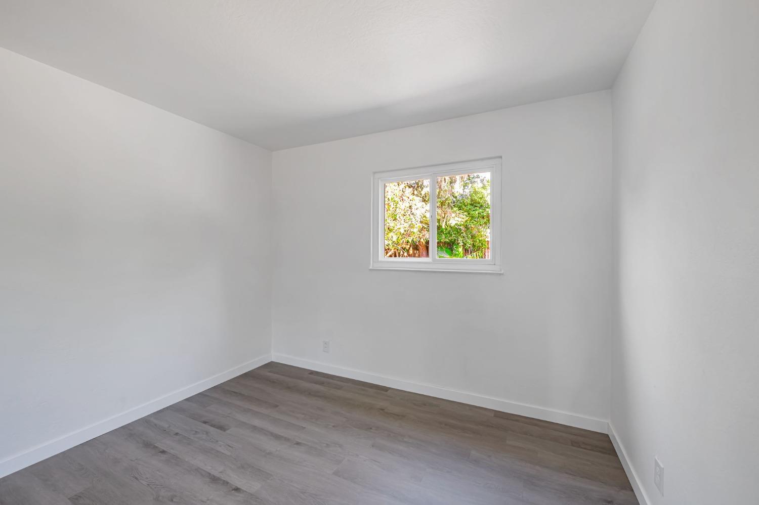 Laurelhurst Drive, Rancho Cordova, California image 20