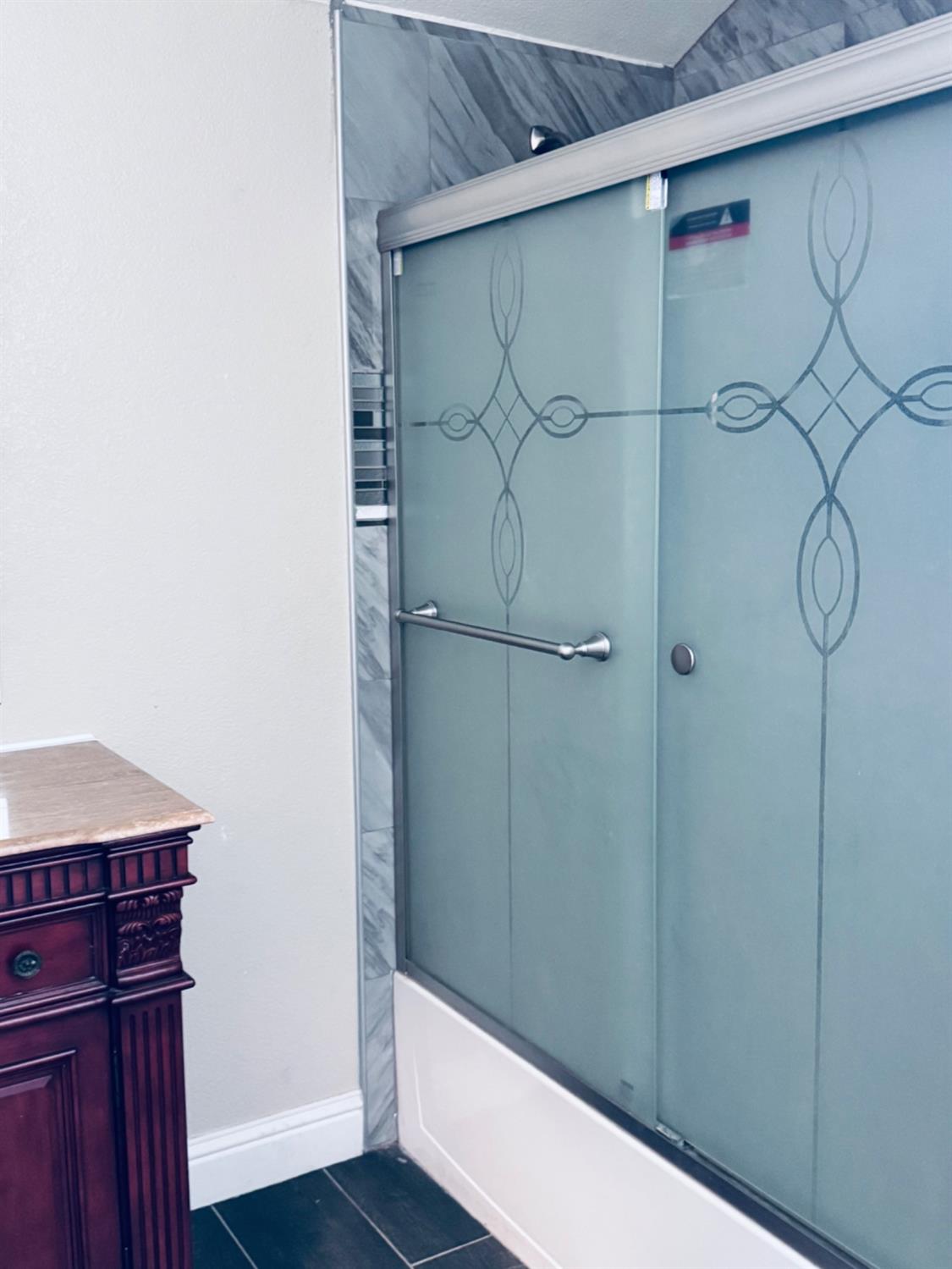 Detail Gallery Image 15 of 25 For 172 N Patton Ave, Stockton,  CA 95215 - 3 Beds | 2 Baths