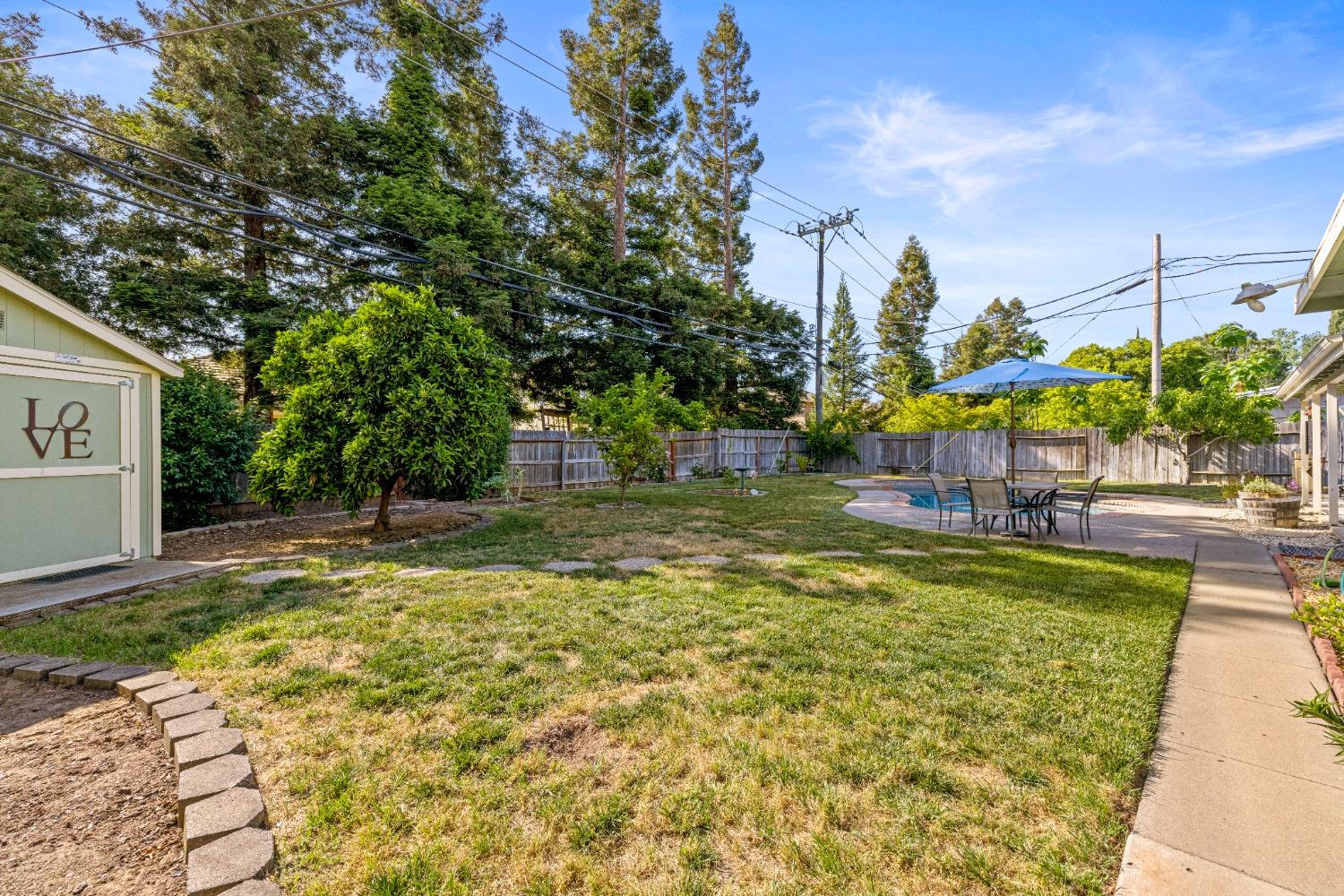Detail Gallery Image 41 of 49 For 3701 Chamberlain Way, Carmichael,  CA 95608 - 3 Beds | 1/1 Baths