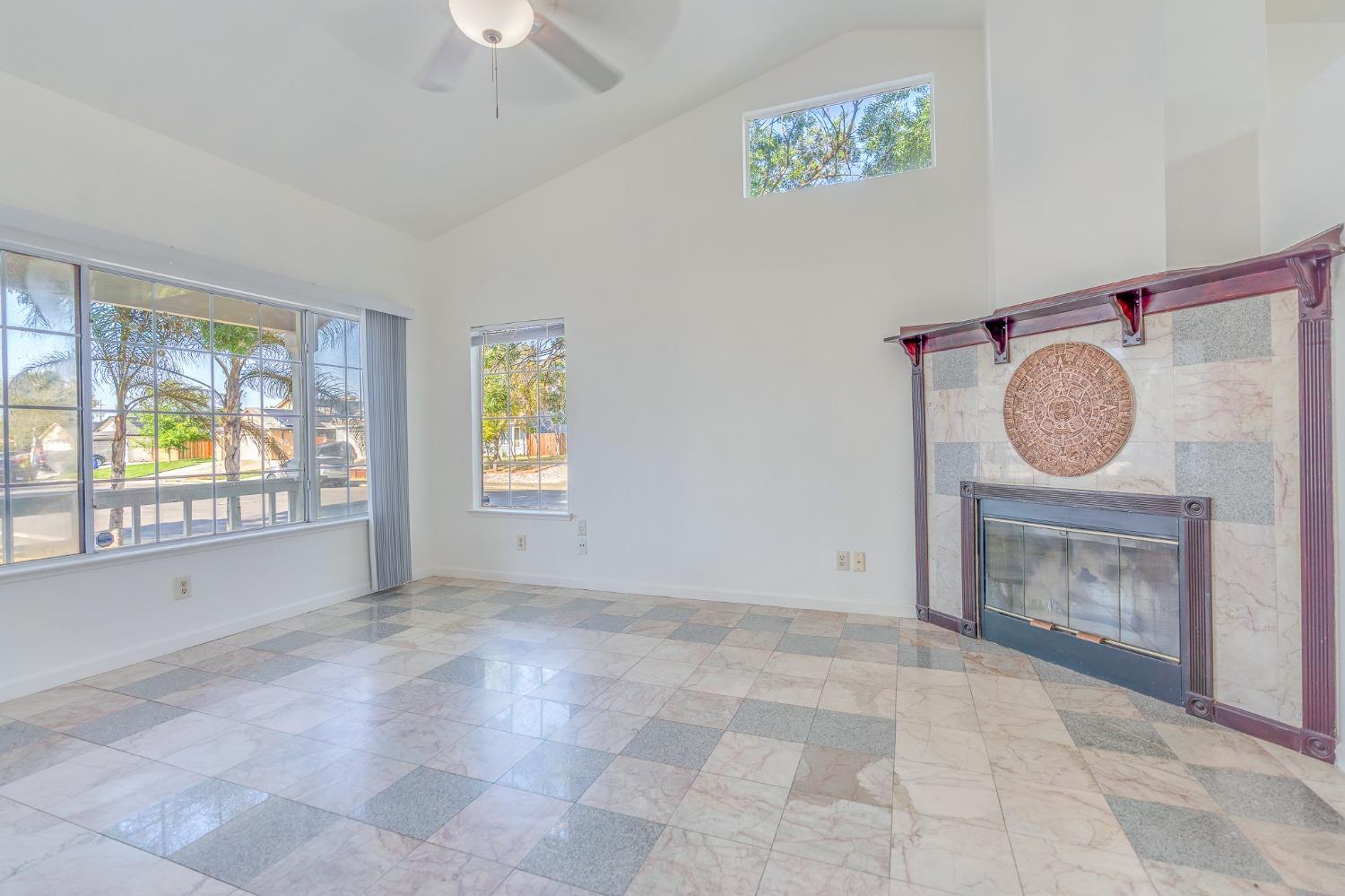 Detail Gallery Image 20 of 60 For 2267 Imperial Dr, Los Banos,  CA 93635 - 3 Beds | 2 Baths
