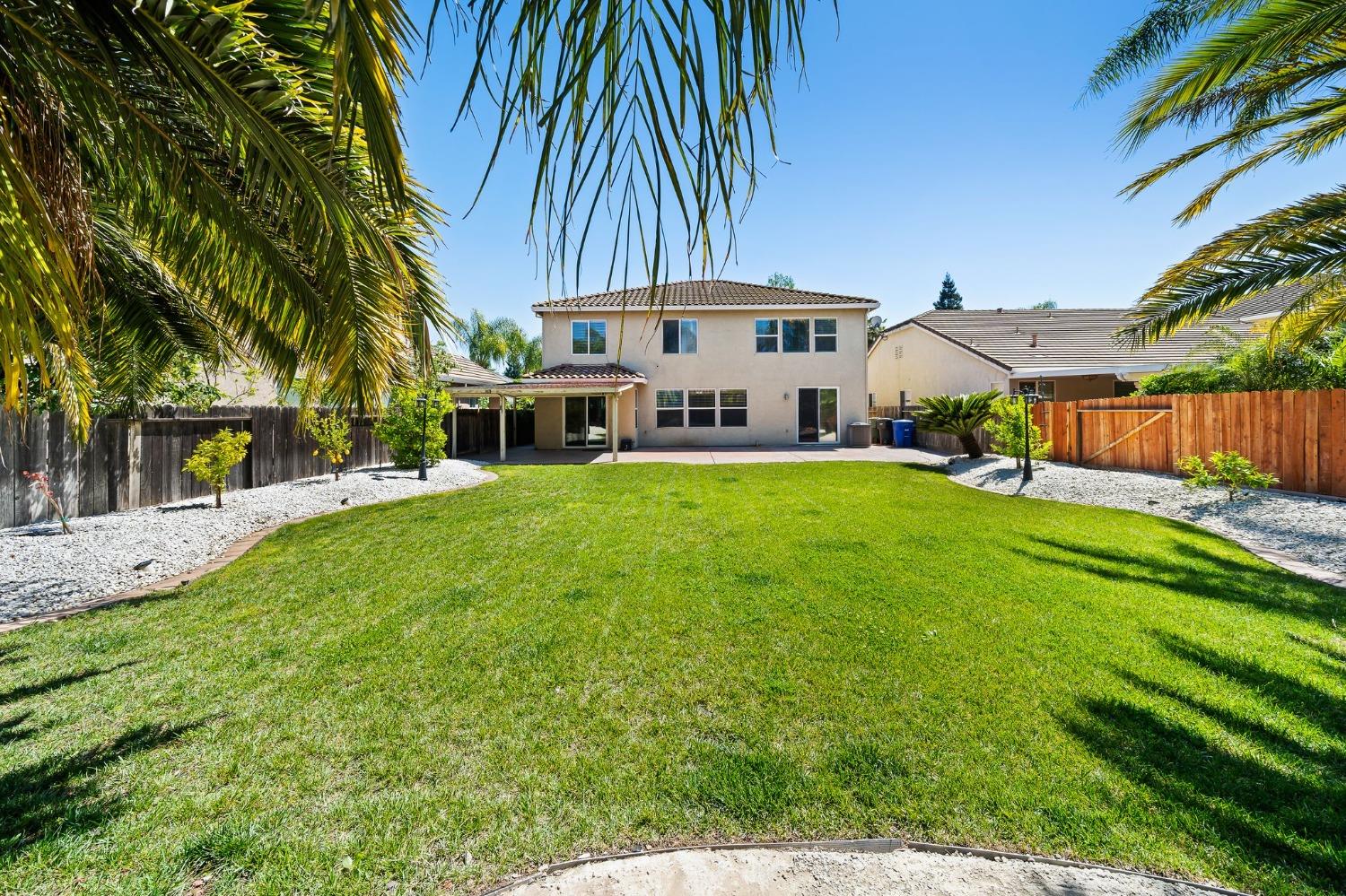Drakeshire Court, Modesto, California image 40