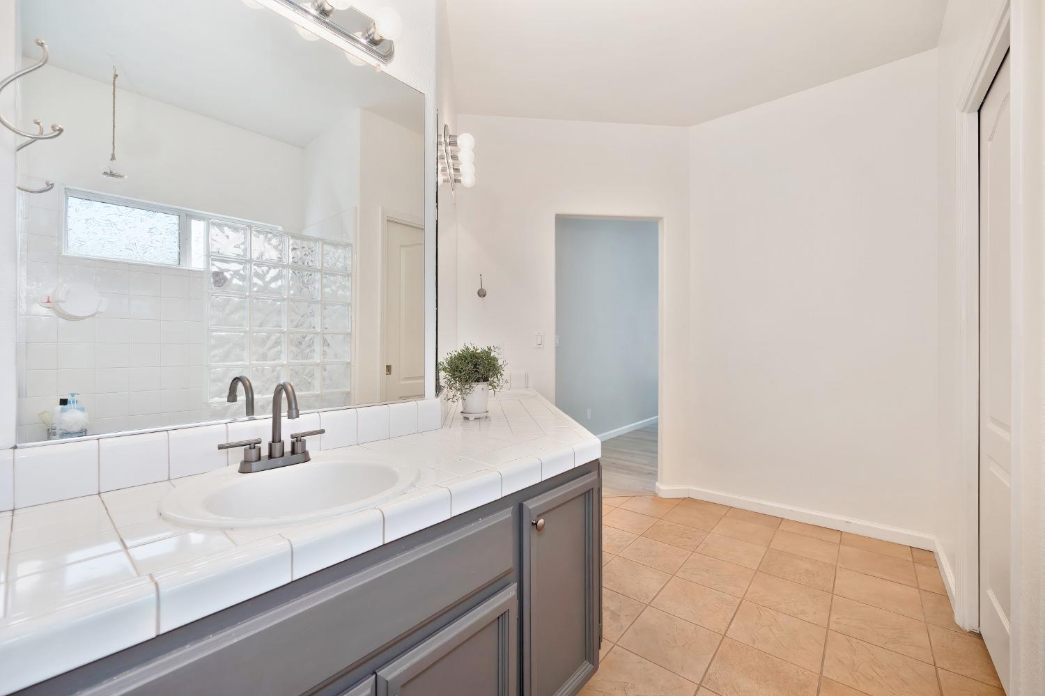 Sunrise Terrace Lane, Citrus Heights, California image 14