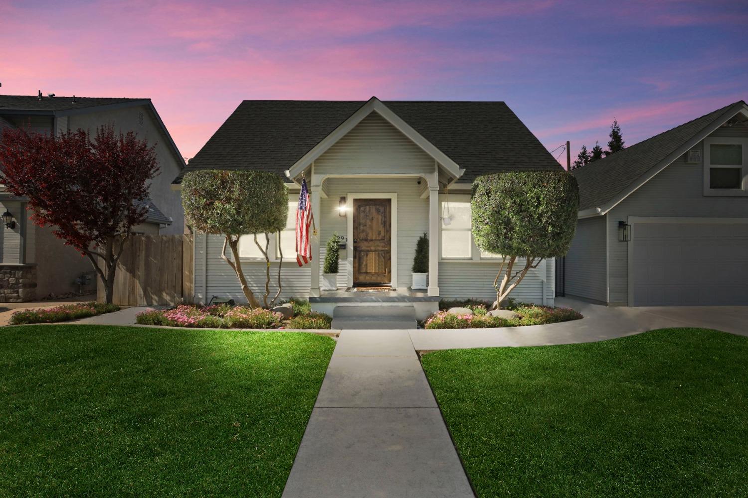 W Locust Street, Lodi, California image 3