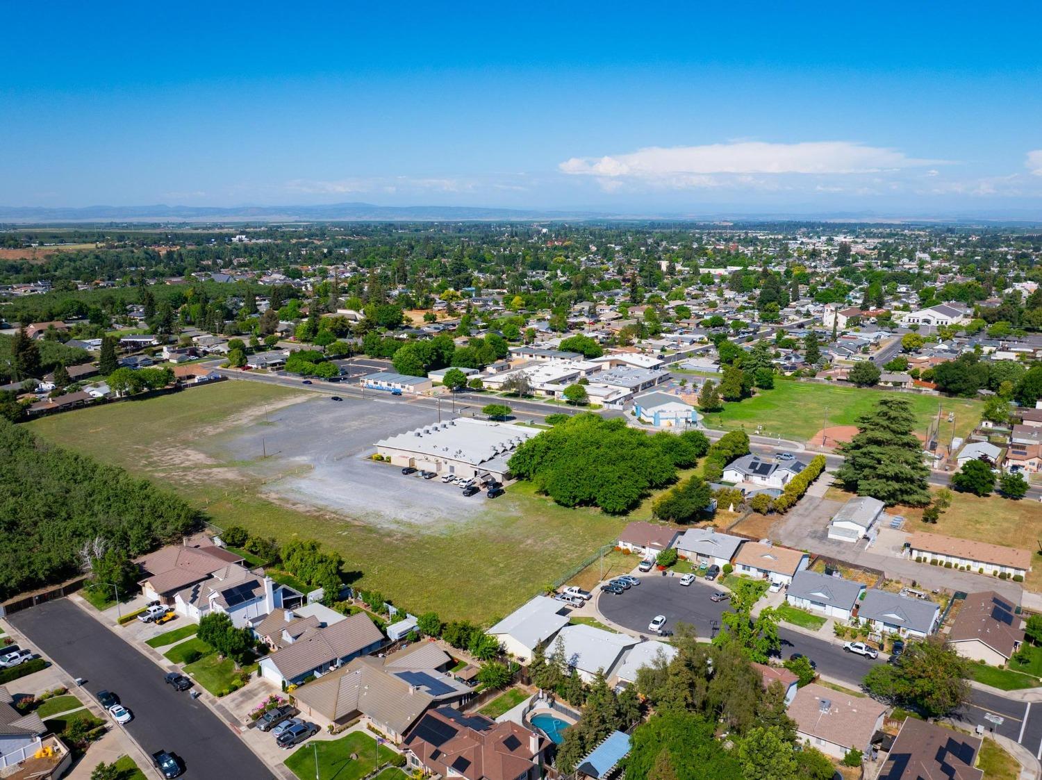 Shadyside, Oakdale, California image 35