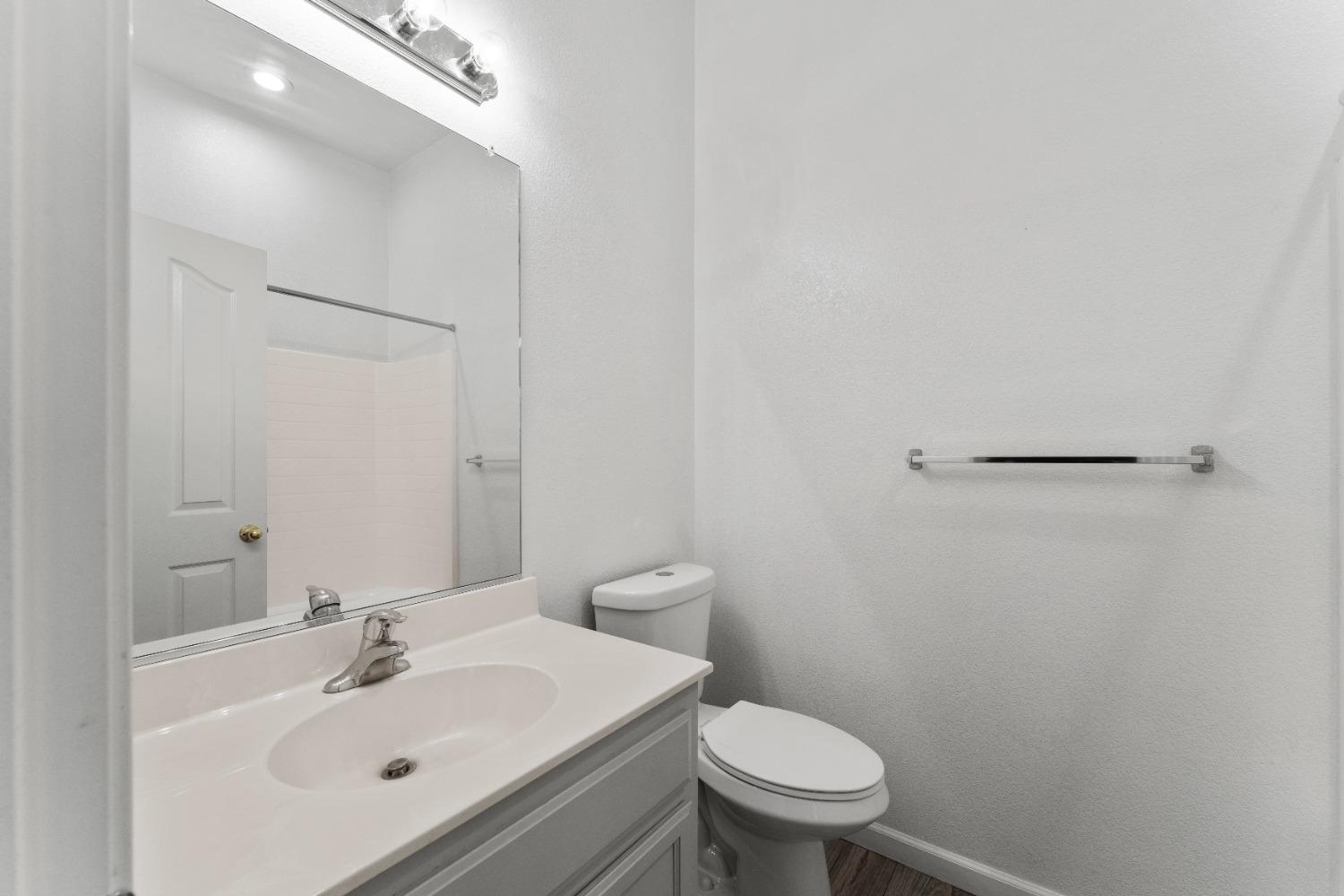 Detail Gallery Image 16 of 32 For 6222 Virk Ln, Citrus Heights,  CA 95621 - 2 Beds | 2 Baths