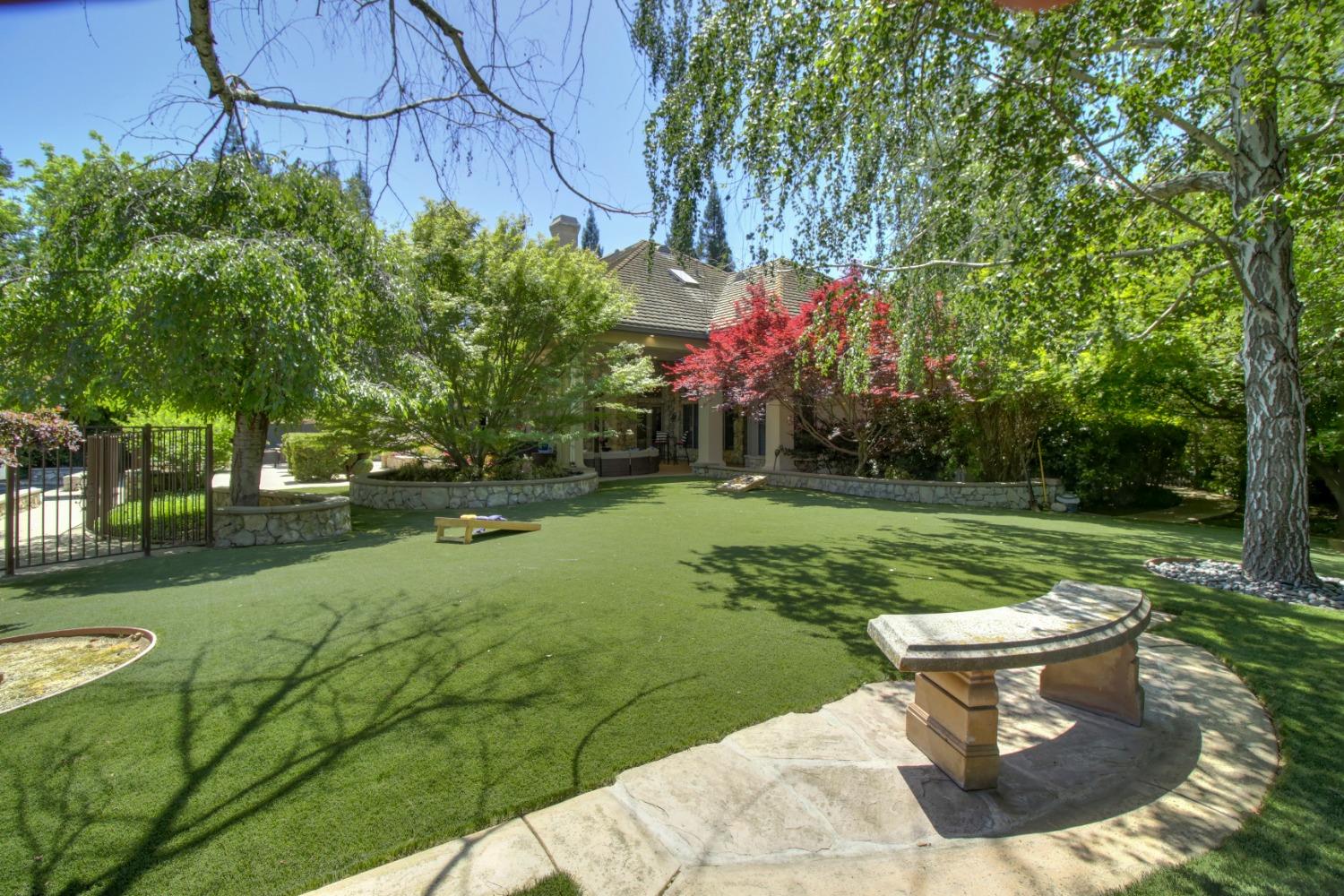 Detail Gallery Image 51 of 81 For 5011 Jardin Ln, Carmichael,  CA 95608 - 4 Beds | 4 Baths