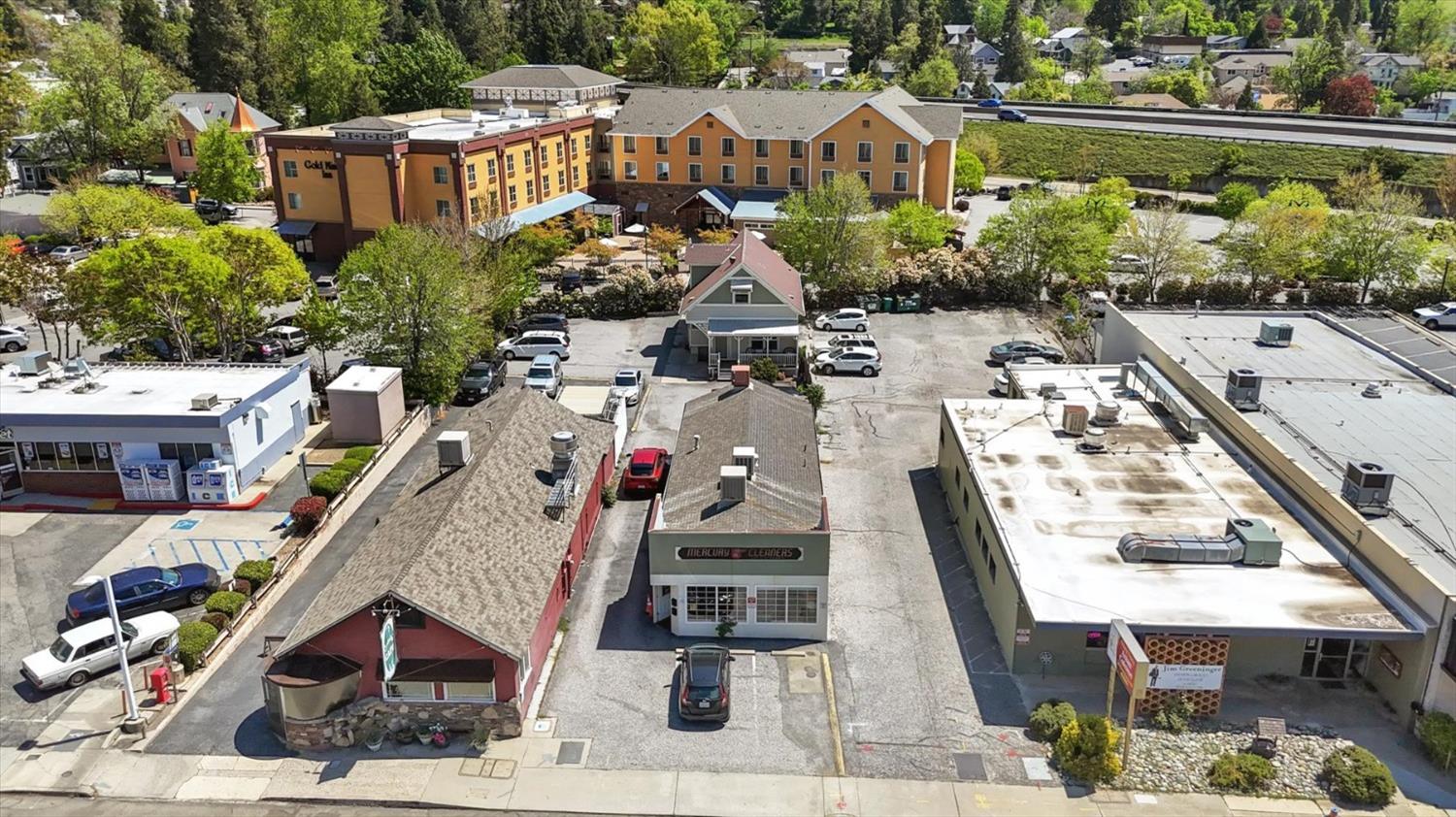 Detail Gallery Image 64 of 81 For 147 South Auburn St, Grass Valley,  CA 95945 - – Beds | – Baths