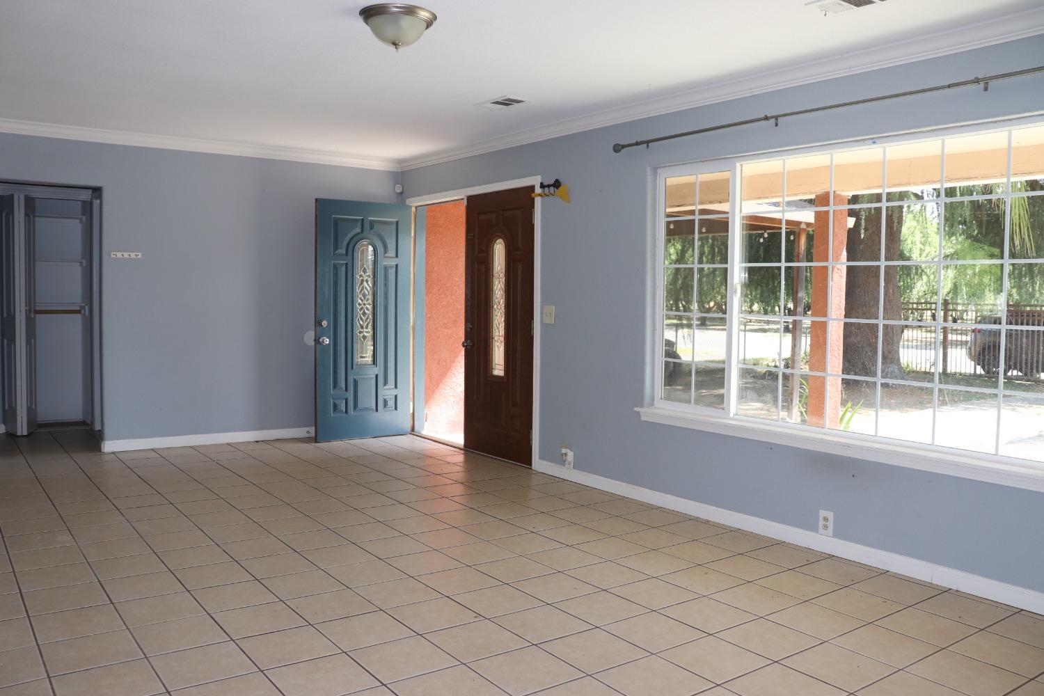 Detail Gallery Image 3 of 22 For 10361 Cortez Ave, Delhi,  CA 95315 - 3 Beds | 2 Baths