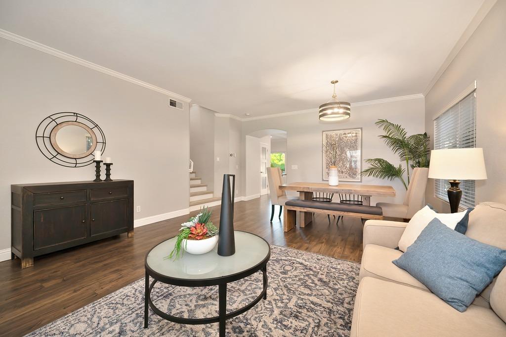 Detail Gallery Image 10 of 63 For 2725 Henri Ct, Davis,  CA 95618 - 5 Beds | 2/1 Baths